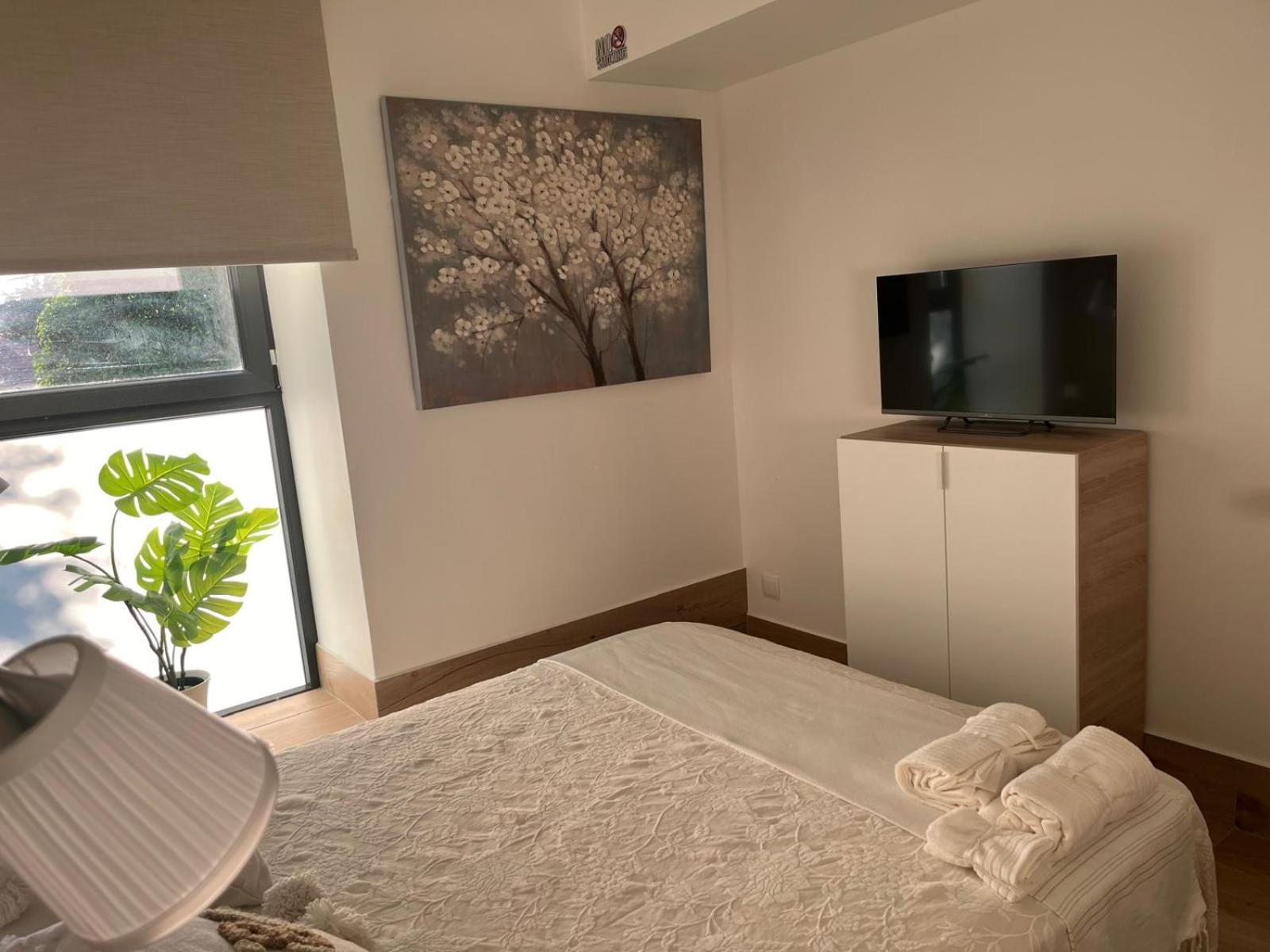 Garden House Madrid Hotel Ngoại thất bức ảnh