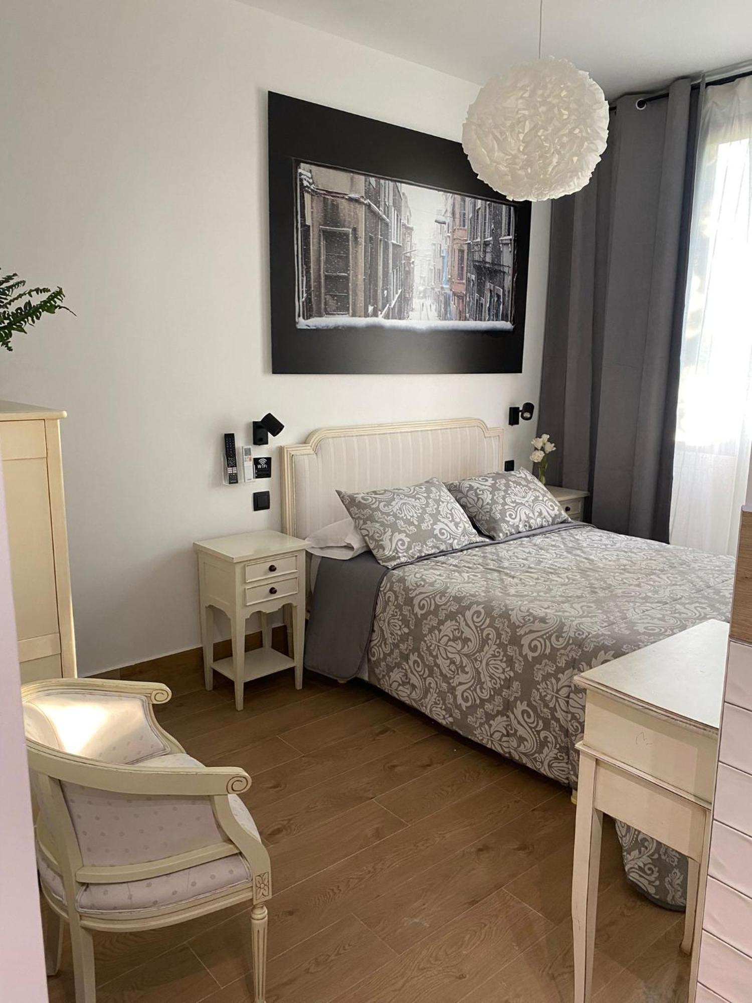 Garden House Madrid Hotel Ngoại thất bức ảnh