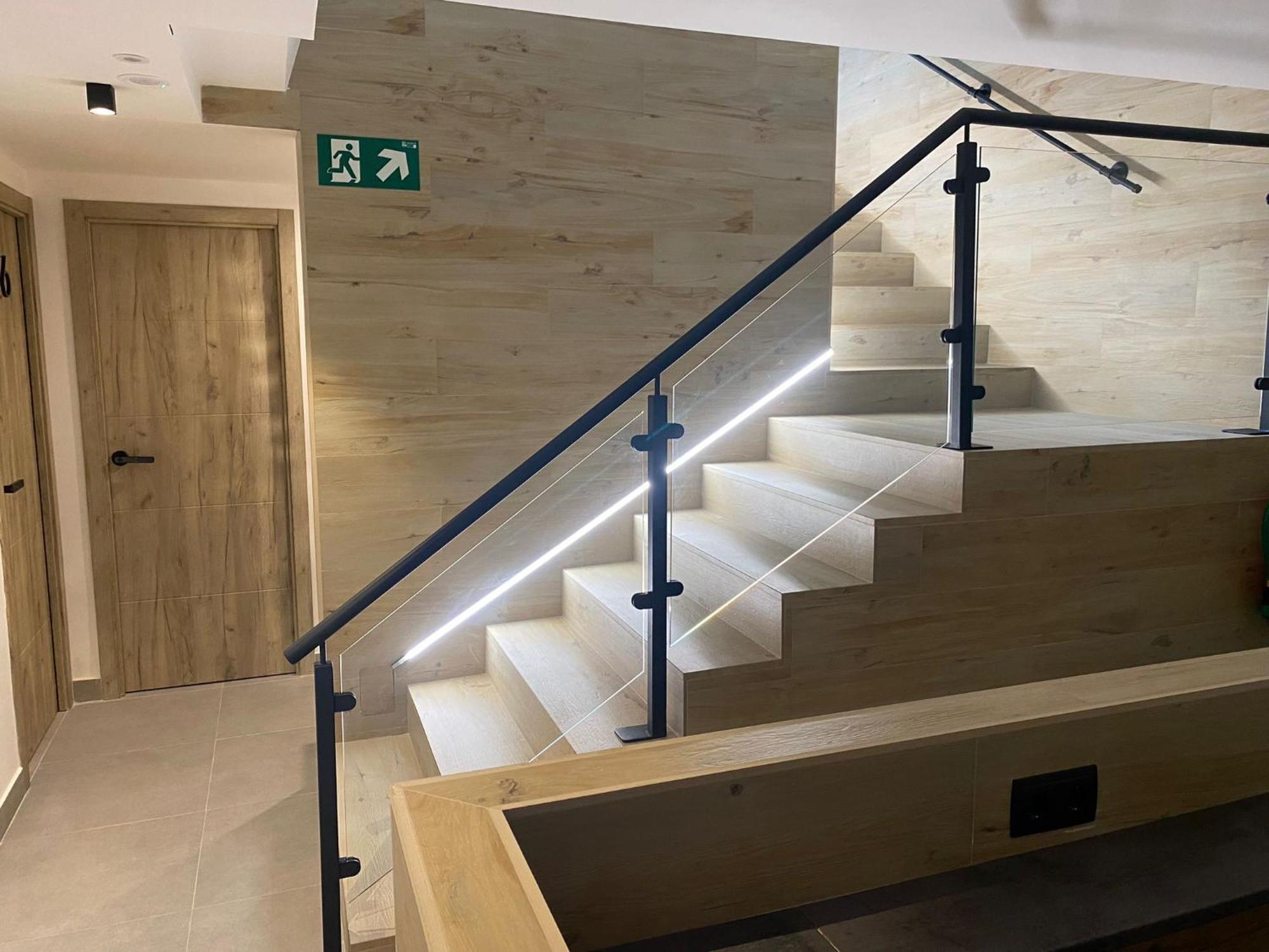 Garden House Madrid Hotel Ngoại thất bức ảnh